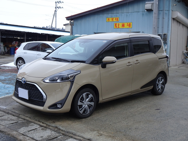 シエンタハイブリッド 1.5 G クエロ