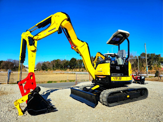 ヤンマー(国産車その他) 油圧ショベル　B3-6A ユンボ 1841時間 中古車画像