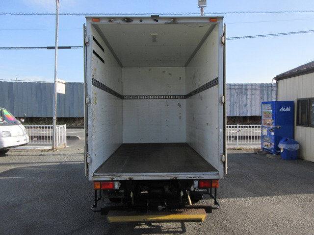 �����A���J������Ԃł���