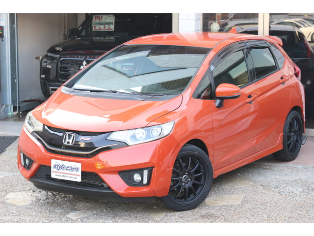 ☆人気の高い【GK5-フィット】入庫しました!フィットといえばオレンジカラー!発色の良いきれいなボディ!乗り心地の良いバランス!どれをとってもぴか一です!