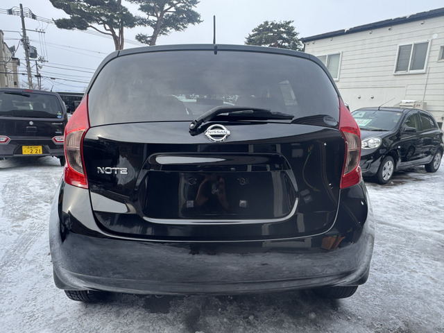 ���v���C�o�V�[�K���X���������̓��߂�}���Ďԓ��������ɂ����Ȃ��Ă܂����ߐԊO���⎇�O���𔽎˂���ق��A�����ɂ�鉷�x�̏㏸���}�����邱�Ƃ��ł��邽�߁A�G�A�R���̗�p���ʂ��A�b�v������ʂ�����܂���