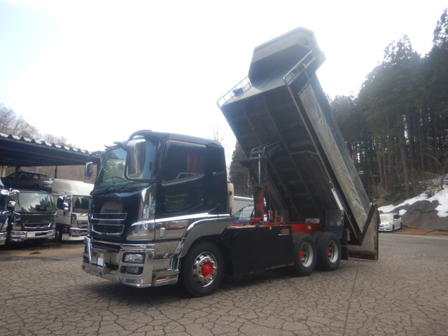 スーパーグレートダンプ