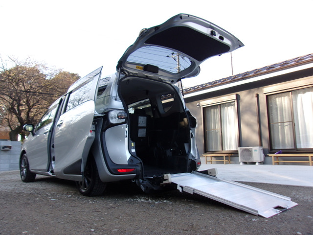 シエンタ1.5 X ウェルキャブ 車いす仕様車 タイプI 助手席側セカンドシート付