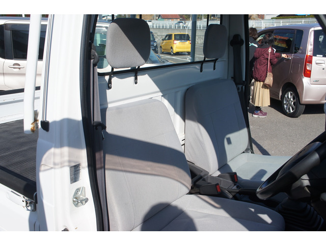 ��MEGA���W����݌�100��!�S�X��300��ȏ�!���y�����ԃR�[�i�[�A�R���p�N�g�ԃR�[�i�[�A1BOX&�X�e�[�V�������S���R�[�i�[�A�A���ԃR�[�i�[�����Ƃ��p�ӂ��Ă���܂���