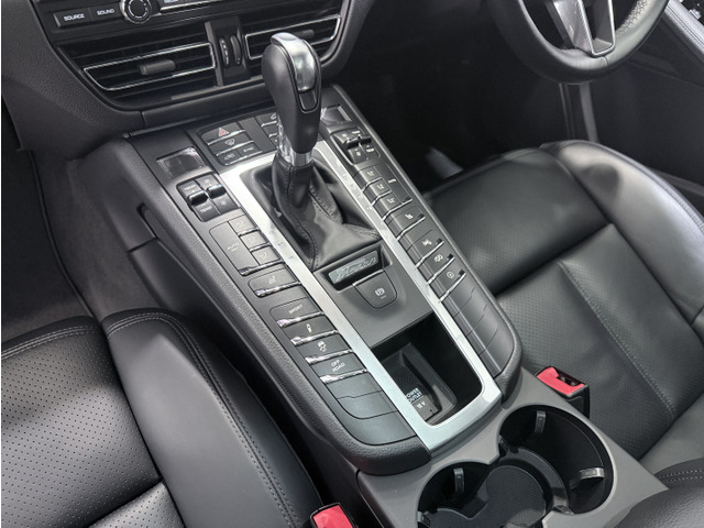 �����X�͈ꕔ�ōs���Ă���u�ԗ��{�̂������������z�ȏ���p�𐿋�����v�悤�Ȏ��͈�؍s���܂���B���X�̏���p�͊Ȍ��E���āE���[�v���C�X�ł��B���z�ő��X�Ɣ�r���Ă݂ĉ������B