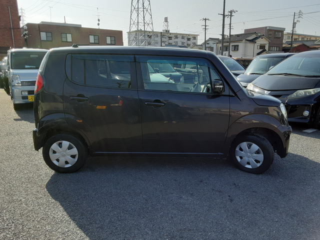 �i�r�E�o�b�N���j�^�[�EETC�E�n�f�W�`���[�i�[�E�t���b�v�_�E�����j�^�[���̗p�i�������k���������B���݂����̂��Ԃ���̕t���ւ��A�������ݎ��t�����\�ł��B