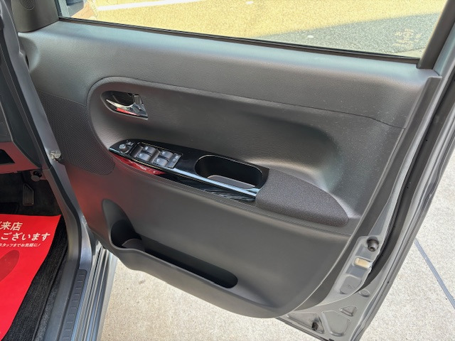 �����̒����炲���������肪�Ƃ��������܂��B �݌ɎԑS�ă��[���N���[�j���O�E�R�[�e�B���O�{�H�����̑��I�C�������A�_�������{���[�Ԓv���܂��B ���s���ȓ_�Ȃǂ���܂�����A���C�y�ɂ��A�����������B  �S���o�^�[�ԉ\