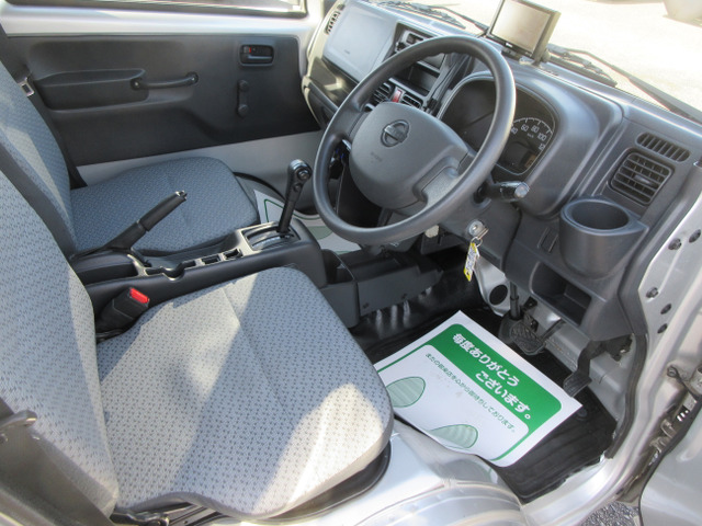 ☆内装・運転席廻りです☆