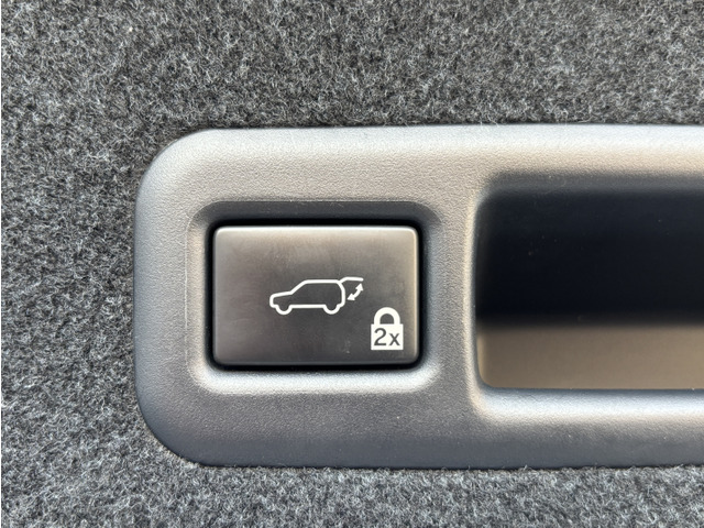 �p���[�o�b�N�h�A