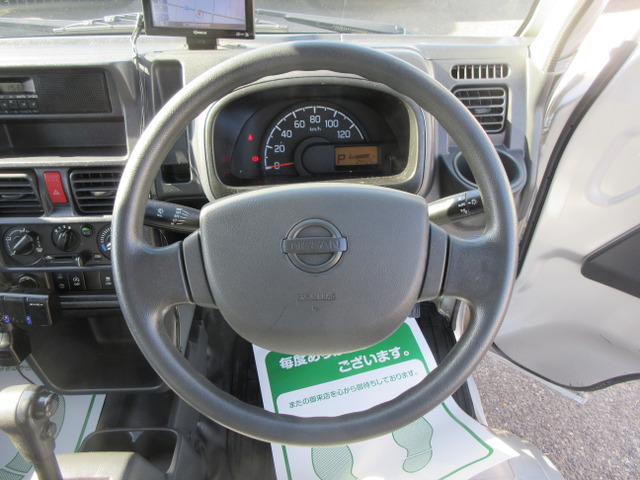 ☆内装・ハンドル廻りです☆Wエアバッグ付きです☆