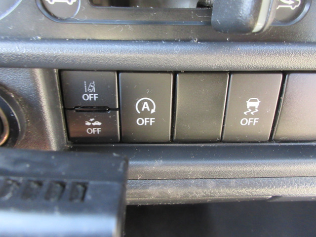 ☆アイドリングストップ☆衝突被害軽減ブレーキ付きです☆