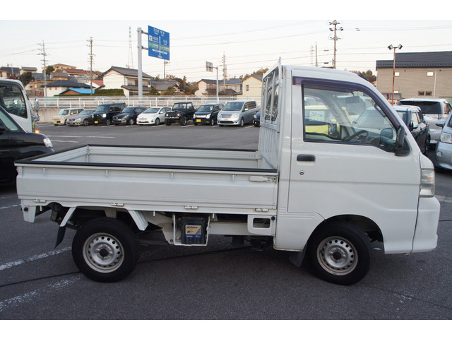 �O���d�グ�A�݂����A�j���d�グ���܂��B�����N���[�j���O �w�b�h���C�g�̉��΂ݗ��Ƃ��Ă���̖���!�[�Ԏd�グ���̒S���҂���������d�グ�����Ē����܂��B�����N�H���e�B�[!����TEL0569-84-1338