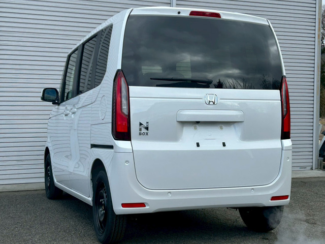 ���F�̓v���`�i�z���C�g�p�[����