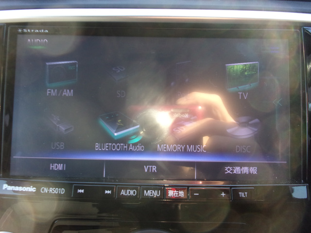 �t���Z�O�n�f�W�`���[�i�[,�u���[�g�D�[�X,�~���[�W�b�N�T�[�o�[�����B