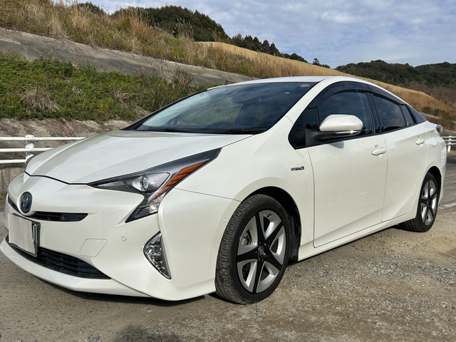 プリウス1.8 A ツーリングセレクション