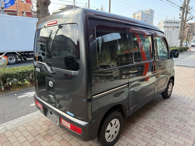 ���Ѓ����^�J�[����܂� �y�����Ԃ���o���g���b�N�Ȃǂ��p�ӂ��Ă��܂�