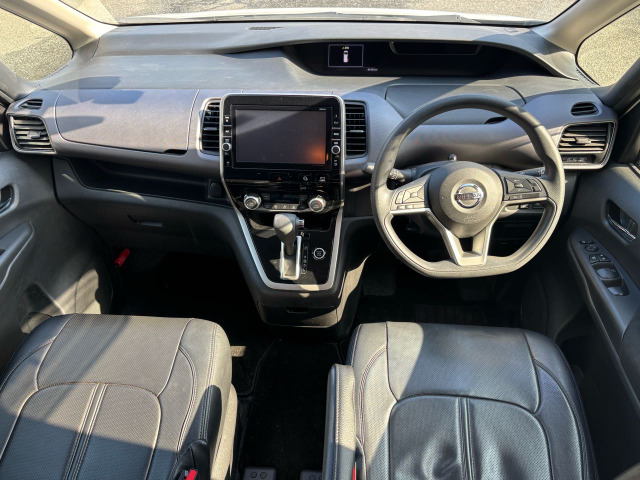 ������̃��b�J�[�Ή��⃌���^�J�[���s���Ă���܂�!���C�y�ɂ��˗����������B