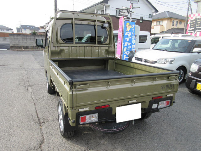 ���O���͐V�Ԃɋ߂���Ԃł��B