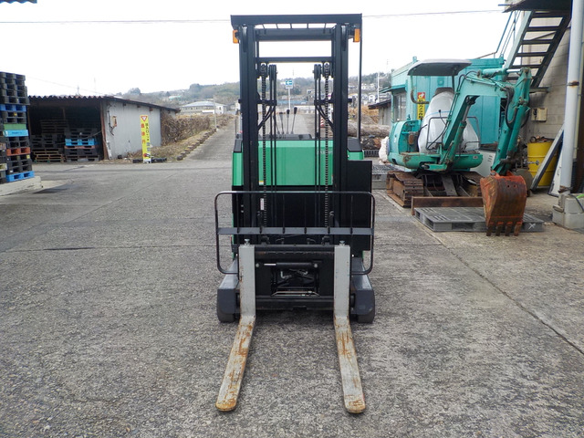 トヨタL&amp;F電動フォークリフト