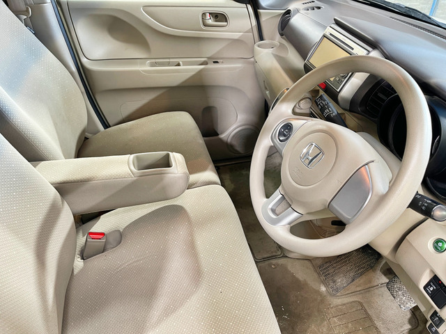 ���݌�200��ȏ�!�������񂠂邩�炲��]�̂��Ԃ�������܂�! �f�ڂ���Ă��Ȃ��݌ɎԂ������������܂��̂ŁA���C�y�ɂ��⍇��������!