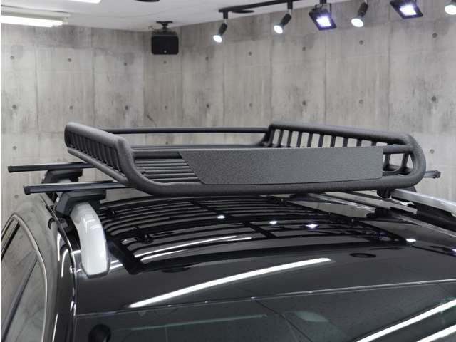 �V�i���[�t���b�N�t���ł�!�L�����v��A�E�g�h�A�V�[���Ȃǂɍs�����ȂǁA��������̉ו����^�ԍۂɖ��ɗ��֗��ȃA�C�e���ł���