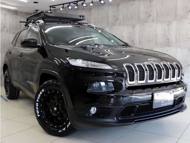 �ǂ̊p�x���猩�Ă��A���͂̃t�H�����Ɏd�オ���Ă���܂��B