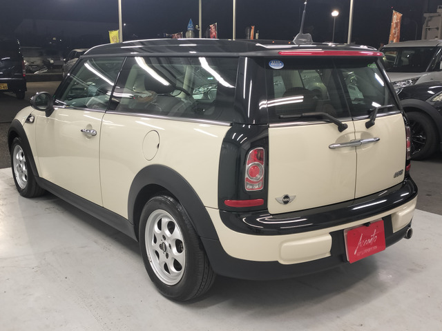 �y�W���ԗ��ɂ��āz �ቿ�i���������邽�߁A���ׂȏ��Ȃǂ͏C�������ɓW�����Ă���ꍇ���������܂��B�ł��邾�������������Ē����悤�ɂ��Ă���܂����A���s���ȕ��̓X�^�b�t�܂ł��q�˂��������B