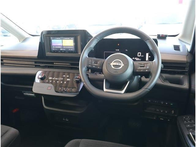 セレナ2.0 ハイウェイスター V