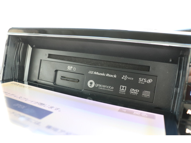 CD/DVDフルセグTV/USB/Bluetoothオーディオも対応♪