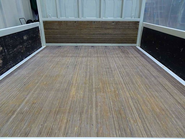 �ב����:208&times;161&times;38 �O���J ���A�A�I���`�F�[��2��