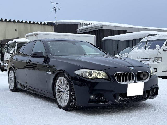 5�V���[�Y�Z�_��(BMW) 523d M�X�|�[�c�@�T�����[�t/�ă^�C���tM�X�|����AW�ύ� ���Îԉ摜