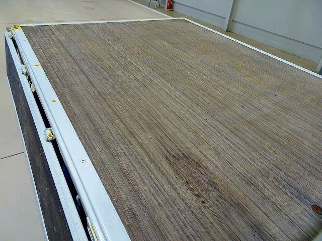 �ב����:208&times;161&times;38 �O���J ���A�A�I���`�F�[��2��