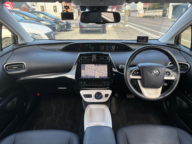 プリウス1.8 A ツーリングセレクション