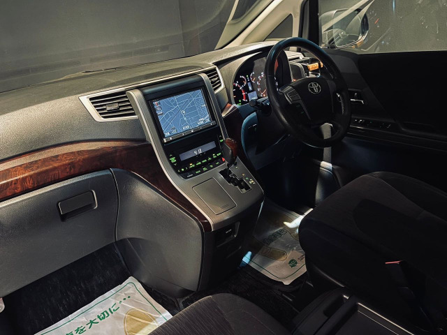 ヴェルファイア2.4 Z