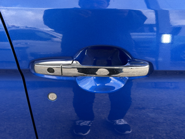 �y�x�����z���i�X�z���Ԃ������������܂��āA���ɗL�������܂��B�݌Ɏԗ��ɂȂ�܂��̂ŁA���񂲓s���̋X�������ɁA���ɗ��ĉ������B���X�\��������ƁA���ē����X���[�Y�ł��B