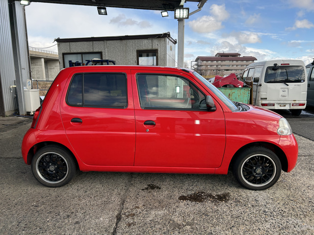 �y�x�����z���i�X�z���Ԃ������������܂��āA���ɗL�������܂��B�݌Ɏԗ��ɂȂ�܂��̂ŁA���񂲓s���̋X�������ɁA���ɗ��ĉ������B���X�\��������ƁA���ē����X���[�Y�ł��B