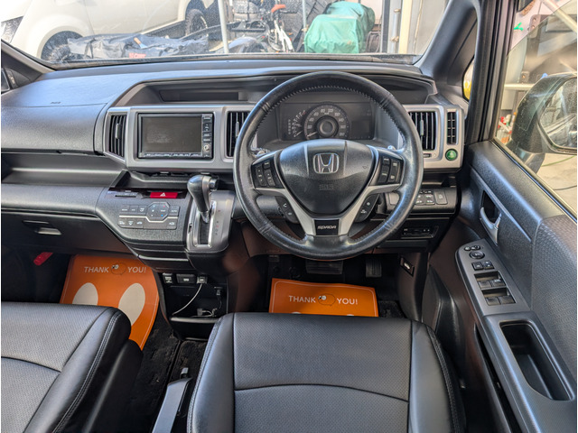 �_�b�V���{�[�h���肪�Ⴂ�̂őO���̎��E����������Ɗm�ۂ���Ă܂��B�����̕��ł��O�����������茩�n���܂��B