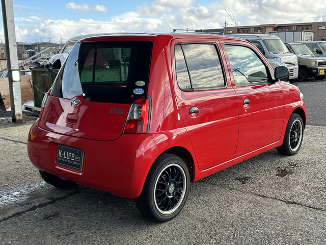 �y�x�����z���i�X�z���Ԃ������������܂��āA���ɗL�������܂��B�݌Ɏԗ��ɂȂ�܂��̂ŁA���񂲓s���̋X�������ɁA���ɗ��ĉ������B���X�\��������ƁA���ē����X���[�Y�ł��B