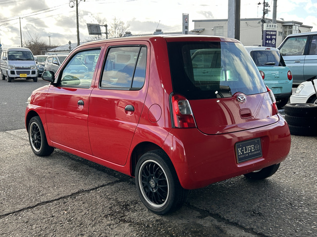 �y�x�����z���i�X�z���Ԃ������������܂��āA���ɗL�������܂��B�݌Ɏԗ��ɂȂ�܂��̂ŁA���񂲓s���̋X�������ɁA���ɗ��ĉ������B���X�\��������ƁA���ē����X���[�Y�ł��B