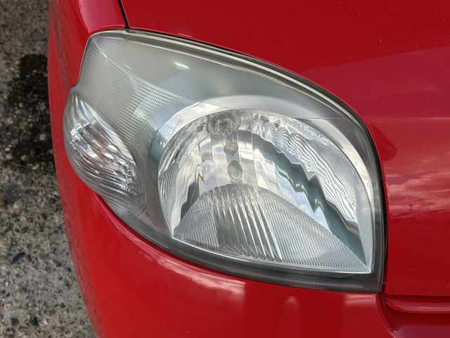 �y�x�����z���i�X�z���Ԃ������������܂��āA���ɗL�������܂��B�݌Ɏԗ��ɂȂ�܂��̂ŁA���񂲓s���̋X�������ɁA���ɗ��ĉ������B���X�\��������ƁA���ē����X���[�Y�ł��B