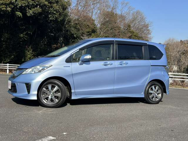 フリードハイブリッド1.5