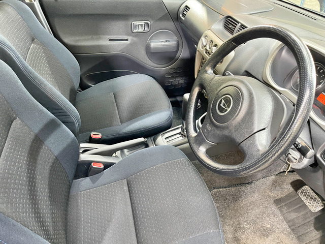 ���݌�200��ȏ�!�������񂠂邩�炲��]�̂��Ԃ�������܂�! �f�ڂ���Ă��Ȃ��݌ɎԂ������������܂��̂ŁA���C�y�ɂ��⍇��������!