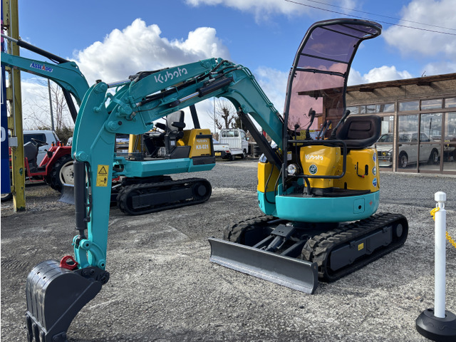 クボタミニバックホー