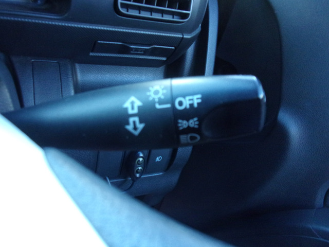 �f�B�X�`���[�W�w�b�h���C�g�B