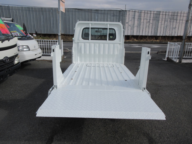 �����A�E�ב���ł����O���J����