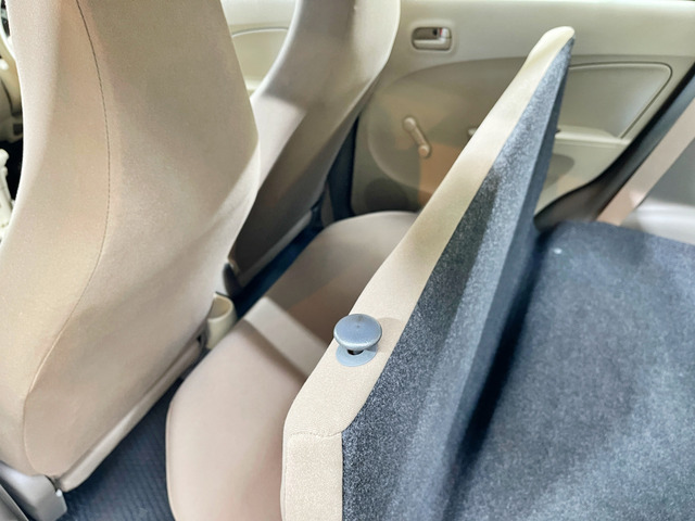 ���݌�200��ȏ�!�������񂠂邩�炲��]�̂��Ԃ�������܂�! �f�ڂ���Ă��Ȃ��݌ɎԂ������������܂��̂ŁA���C�y�ɂ��⍇��������!