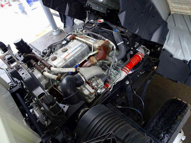 �G���W�����[��