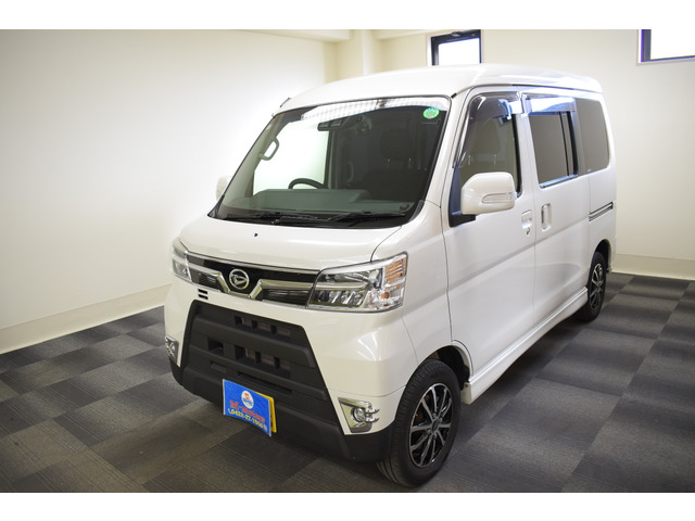 ���Ђ̍݌Ɏԗ��͎���\�ł��B���w�������Y�݂̂��q�l�͐�����S�n�A���񂵂̂��₷���A���_�̈Ⴂ�Ȃǂ�̌����Ă݂Ă��������B(1���Ԍ��̂Ȃ��ԗ��͕~�n������ƂȂ�܂�)