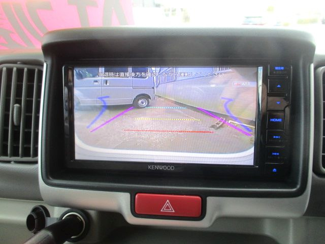 �o�b�N�J����