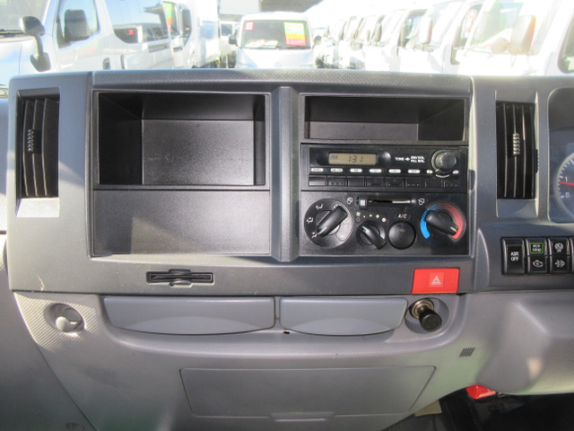 �������E�C���p�l���ł���